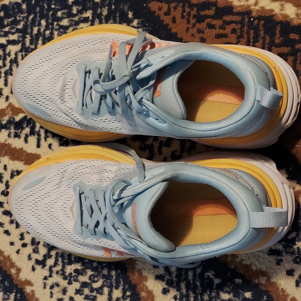 Hoka Bondi